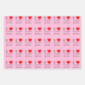 私は私のボーイフレンドと赤いハートが大好きパーソナライズされた ラッピングペーパーシート (正面)