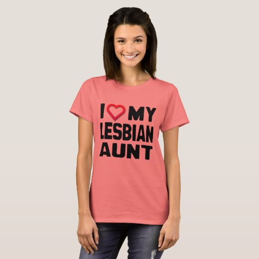 私は私のレズビアン叔母が大好き –  Tシャツ (正面フル)