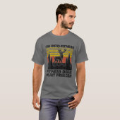 私は私の冷凍庫のハンティでフィットネスフィットネス鹿に興味がある Tシャツ (正面フル)