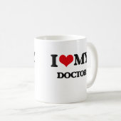 私は私の医者を愛します コーヒーマグカップ (正面右)