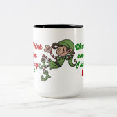 私は私の小妖精や小人のクリスマスのユーモアのマグに触れます ツートーンマグカップ (中央)