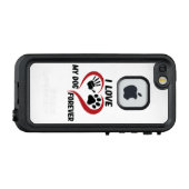私は私の犬の装飾用クッションが大好き LifeProof iPhoneケース (裏面横)