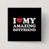 私は私の素晴らしい彼氏を愛する私の熱いBfハート 缶バッジ (正面)