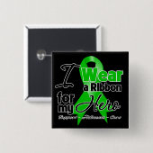 私は私の英雄のための緑のリボンを身に着けています 缶バッジ (正面&裏面)