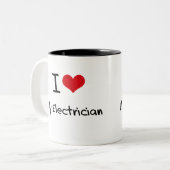 私は私の電気技師を愛します ツートーンマグカップ (正面左)
