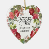 私は私の魂が赤いバラを愛するハートを見つけた セラミックオーナメント (右)