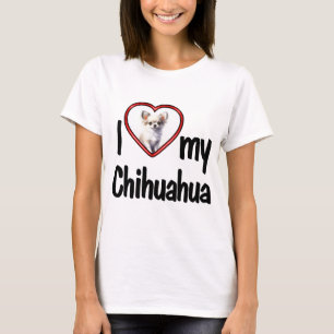 私は私のChihuahuaかわいい赤いハートフォトフレームが大好き Tシャツ