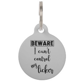 私は私のlickerおもしろい犬を制御できない ペット　ネームタグ