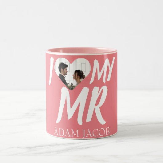私は私のMRを愛している、カップルの写真カスタマイズ ツートーンマグカップ (中央)