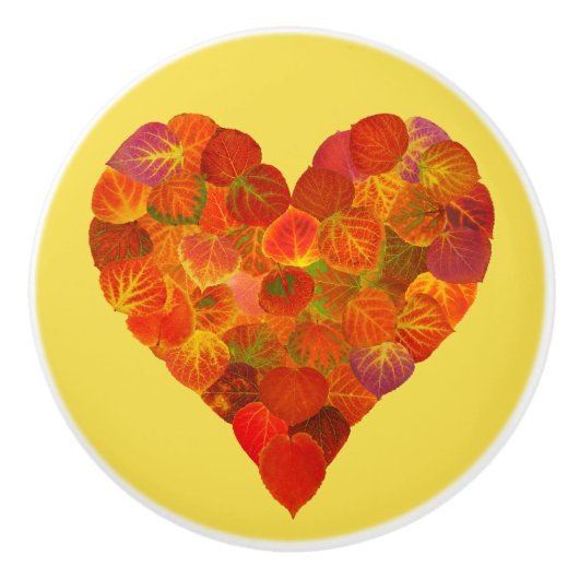 私は秋、微妙な愛 – 赤い《植物》アスペンリーフハート1 セラミックノブ (正面)