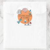 「私は科学の女性をサポートする」ステッカー – 6 ラウンドシール (バッグ)