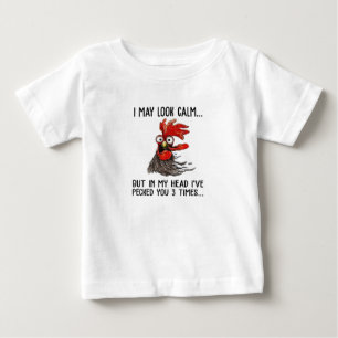 私は穏やかに見えるかもしれないが、私は3回あなたをペックした ベビーTシャツ