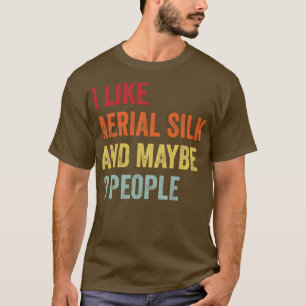 私は空絹が好きかもしれない3人 Tシャツ