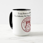 私は立川町ABの病院日本で1956年に生まれました マグカップ (正面左)