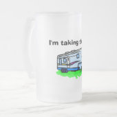 "私は第5"曇らされたマグを取っています フロストグラスビールジョッキ (正面左)