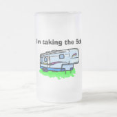 "私は第5"曇らされたマグを取っています フロストグラスビールジョッキ (中央)