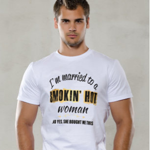 私は結婚した熱い女だ Tシャツ