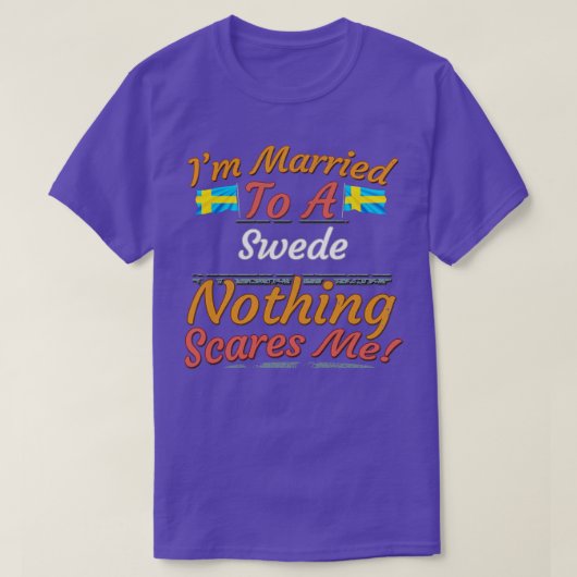 私は結婚したSのための私の贈り物を怖がらない Tシャツ (デザイン正面)