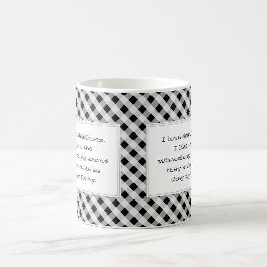 私は締切のおもしろいなオフィスを愛します コーヒーマグカップ (中央)