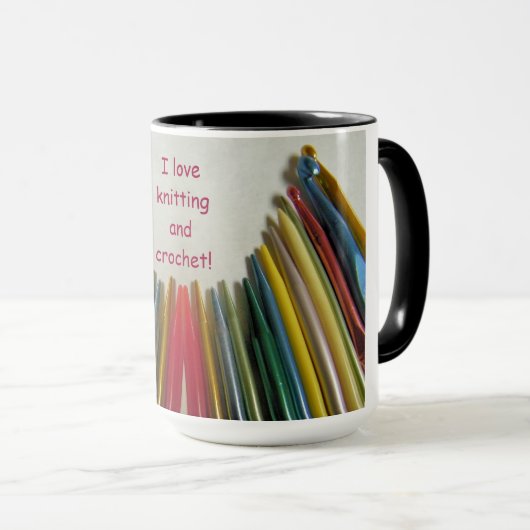 私は編むことを愛しましたり及びマグをかぎ針で編みます マグカップ (正面右)