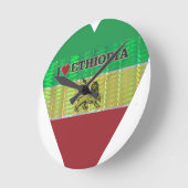 私は美しいエチオピア国旗のカラーアートが大好き ラウンド壁時計 (傾斜)