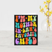 私は義母のお気に入りの子供です（家族のユーモア） カード (黄色い花)