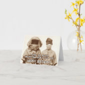 私は老人の匂いを嗅ぐ – おもしろい誕生日カード カード (黄色い花)