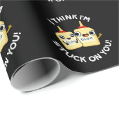 私は考えあなたに張り付いておもしろいいるDark BG ラッピングペーパー (ロールコーナー)