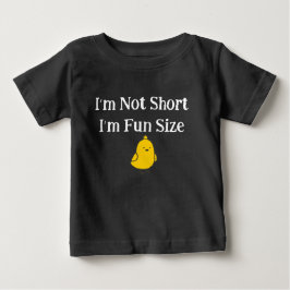 私は背が小さいわけじゃない、とってもキュートなチックだよ! ベビーTシャツ