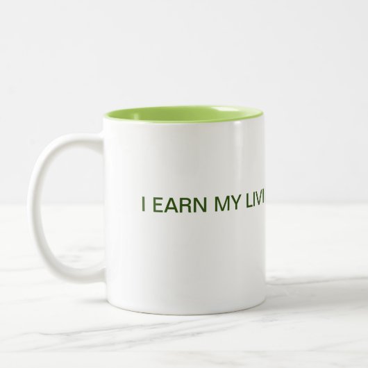 私は腐ったコーヒーカップを売って生計を立てている ツートーンマグカップ (左)