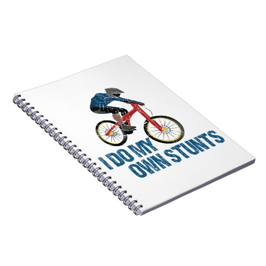 私は自分のスタントマウンテンバイクもしくは自転車に乗る人ヴィンテージ ノートブック (右側)