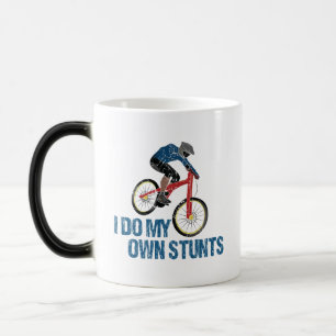 私は自分のスタントマウンテンバイクもしくは自転車に乗る人ヴィンテージ モーフィングマグカップ