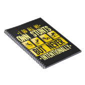 私は自分のスタント事故の不器用な人々のユーモアをする ノートブック (右側)