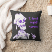 私は自分自身の上腕骨を見つけおもしろいた – Skeleton Pun クッション (ブランケット)