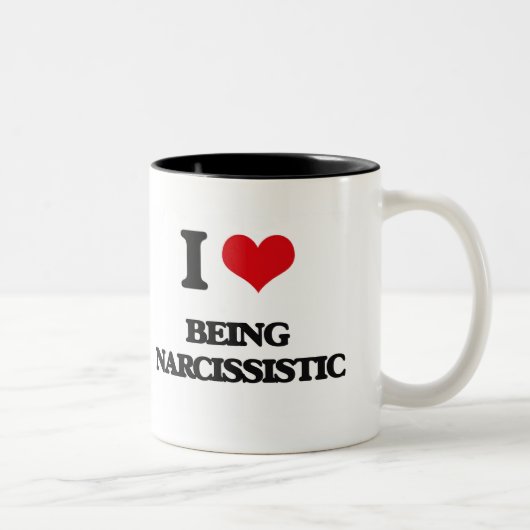 私は自己陶酔的であることを愛します ツートーンマグカップ (右)