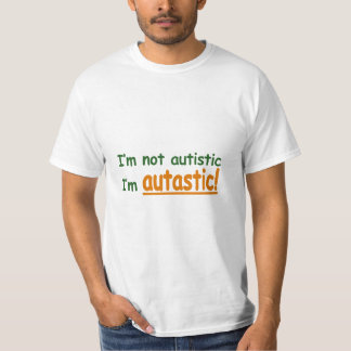 私は自閉症私ですAutasticではないです! (自閉症の認識度) Tシャツ