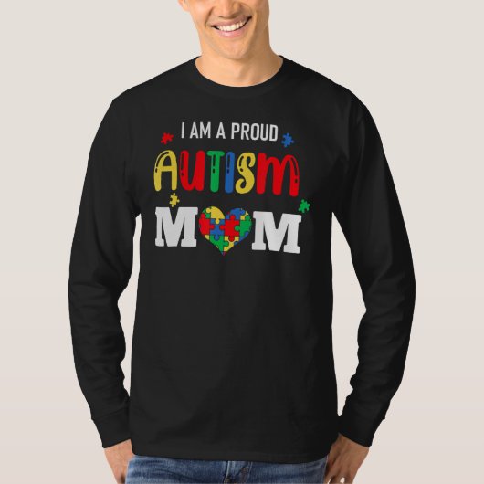 私は自閉症誇りを持ったの母ママ女のハート Tシャツ (正面)