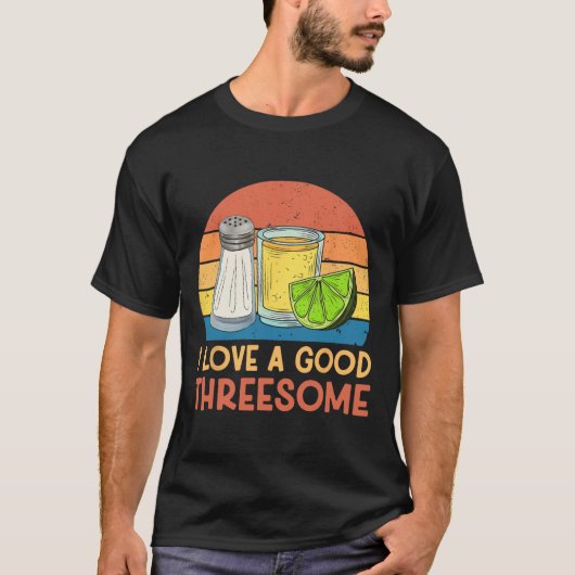 私は良い3人組のテキーラCinco De Mayo Tequが大好き Tシャツ (正面)