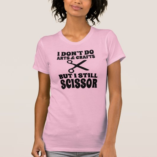 私は芸術や工芸品を行わない Tシャツ (正面)