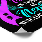 私は衣服ティール(緑がかった色)紫の私の甥の自殺の記憶 ポスター (角)