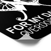 私は衣服パープル私の娘のためのメモリ過剰摂取A ポスター (角)