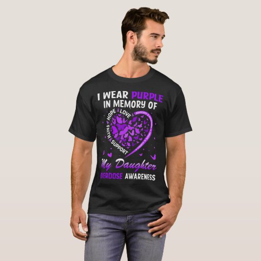 私は衣服パープル私の娘のオーバードーズAwのメモリ Tシャツ (正面フル)