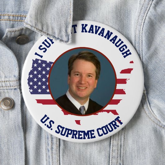 私は裁判官のKavanaughアメリカ米国の旗を支えます 缶バッジ (インサイチュ)