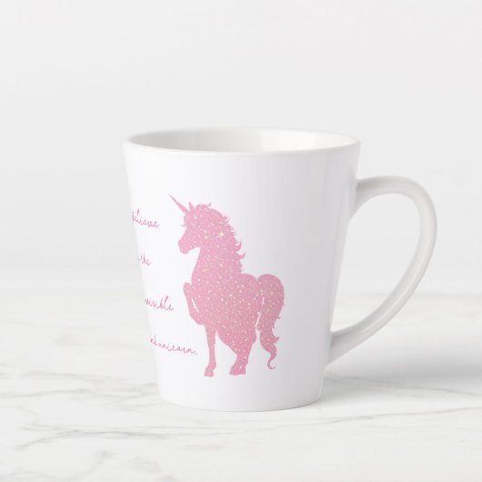 私は見信じえないピンクのユニコーンで。 カフェラテマグ (右)