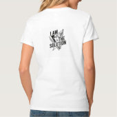 私は解決策 – 女性のエンパワーメント グラフィック Tシャツ (裏面)