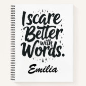 私は言葉で怖がらせる名前をカスタムするハロウィン ノートブック (正面)