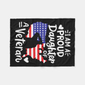 私は誇りを持った退役軍人父のデイ・ギルの娘 フリースブランケット (正面(横))