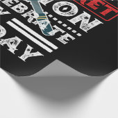 私は誕生日への極秘任務に就いてい祝る ラッピングペーパー (角)