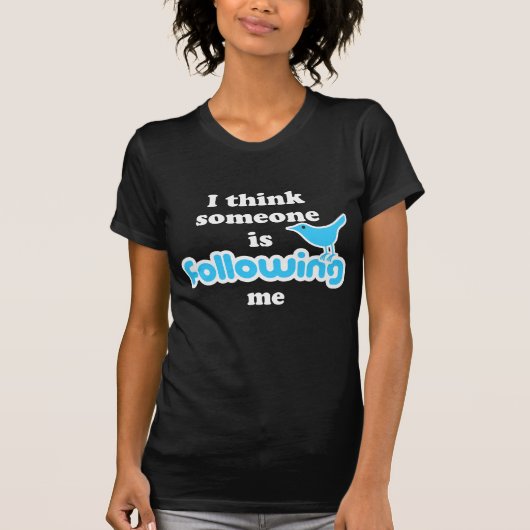 私は誰かを次私を考えます Tシャツ (正面)