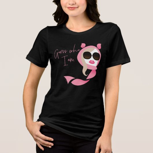 私は誰か推測 – 白い蓮 トライブレンドTシャツ (正面)